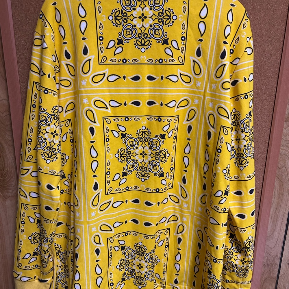 NWT Unique men's yellow zippered jacket - Picture 3 of 3